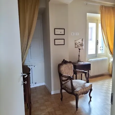 Cairoli 21 *